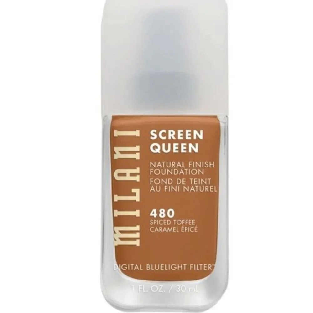 Milani Screen Queen Liquid foundation. Shade 480